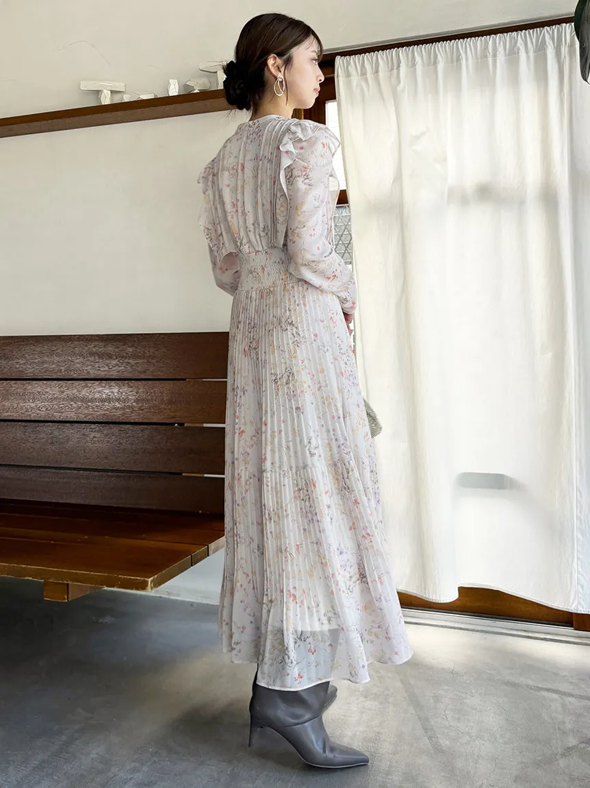 Vintage-Inspired Pleated Maxi Dress